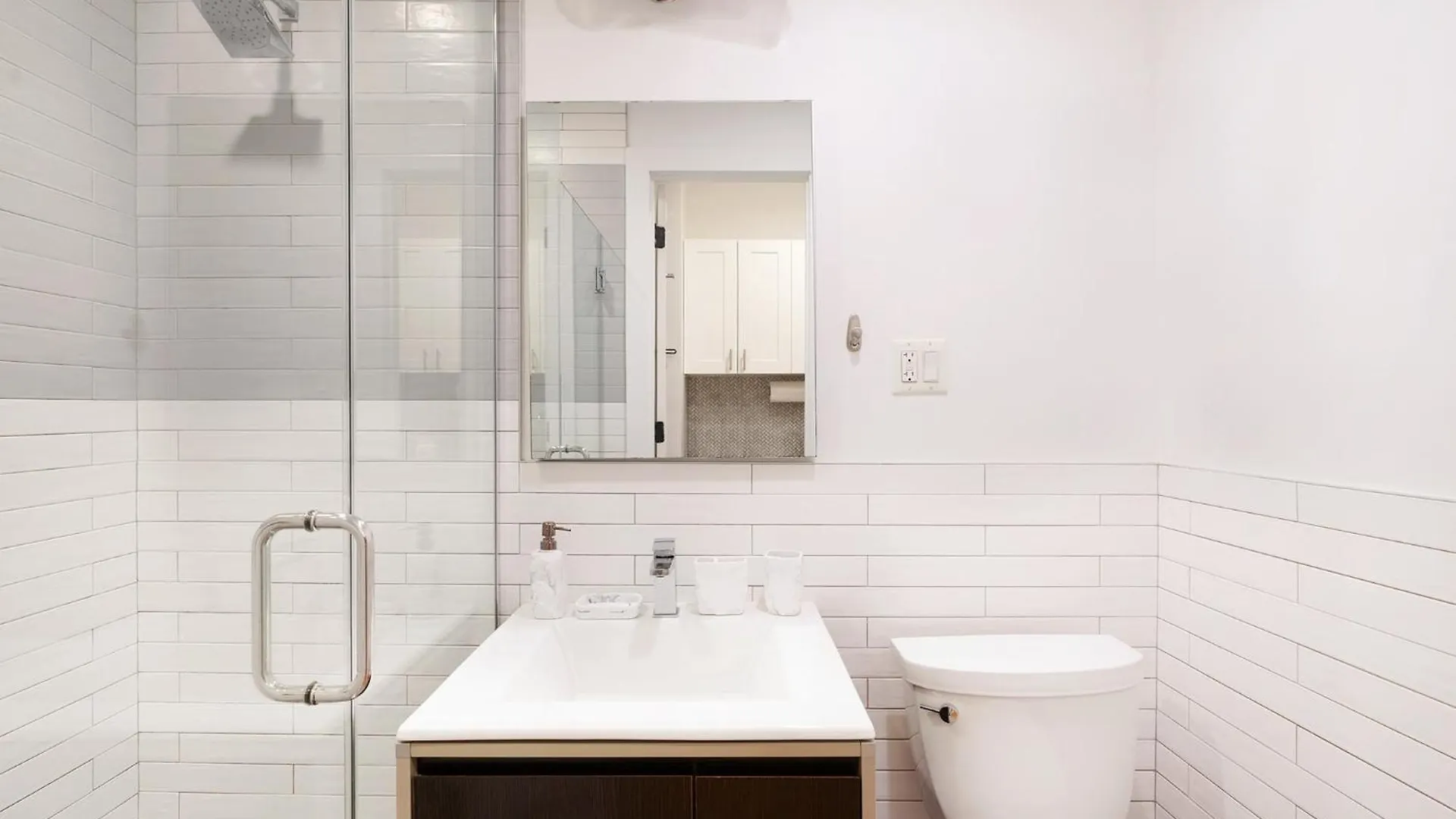 1290-13 Newly Renovated 2 Bedrooms In Ues New York Apartmán