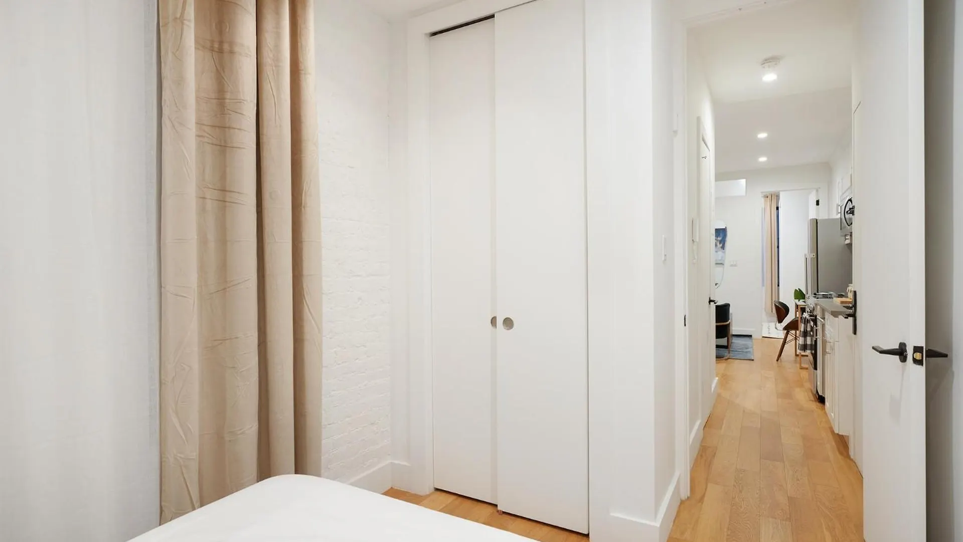 Apartmán 1290-13 Newly Renovated 2 Bedrooms In Ues New York
